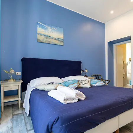 Guest house Rda Luxury Via Matteotti, 50 Mt Dal Mare
