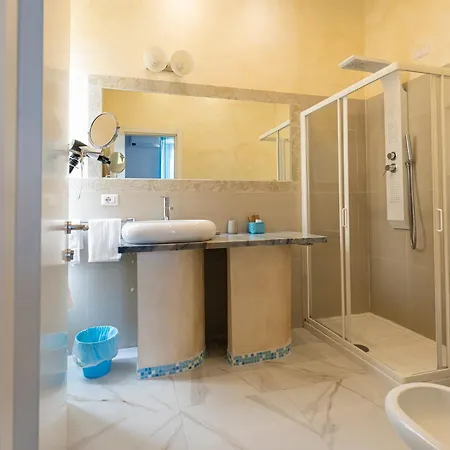 Gasthof Rda Luxury Via Matteotti, 50 Mt Dal Mare 3*