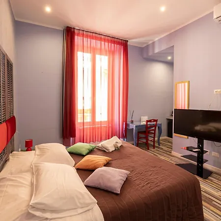 Guest house Rda Luxury Via Matteotti, 50 Mt Dal Mare 3*