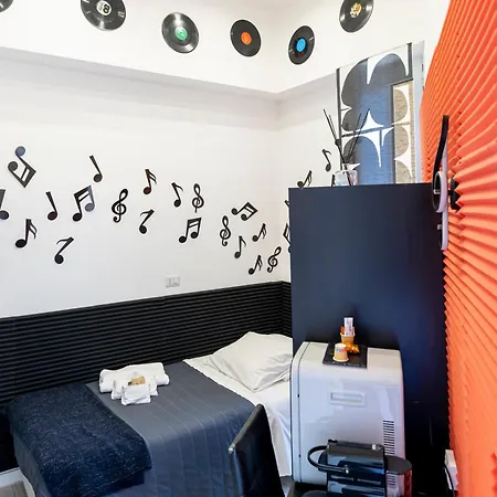 Guest house Rda Luxury Via Matteotti, 50 Mt Dal Mare 3*